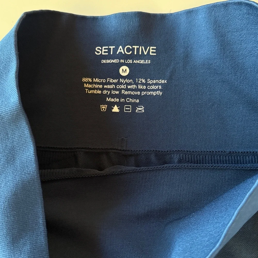 SET Active Navy Ribbed Seamless Leggings & Sports Bra Set - Picture 7 of 8